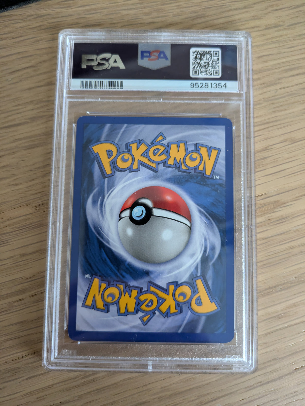 Schimmerndes Raichu 111/105 Neo Destiny German/ Deutsch PSA 7 NM