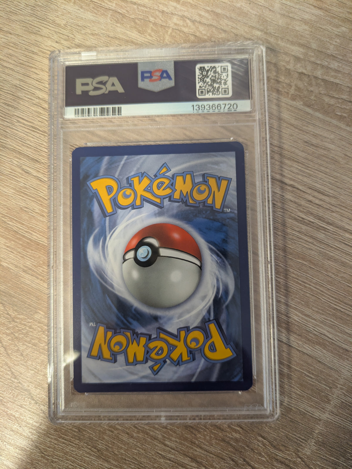 Mewtwo SM214 PSA 8 - Englisch