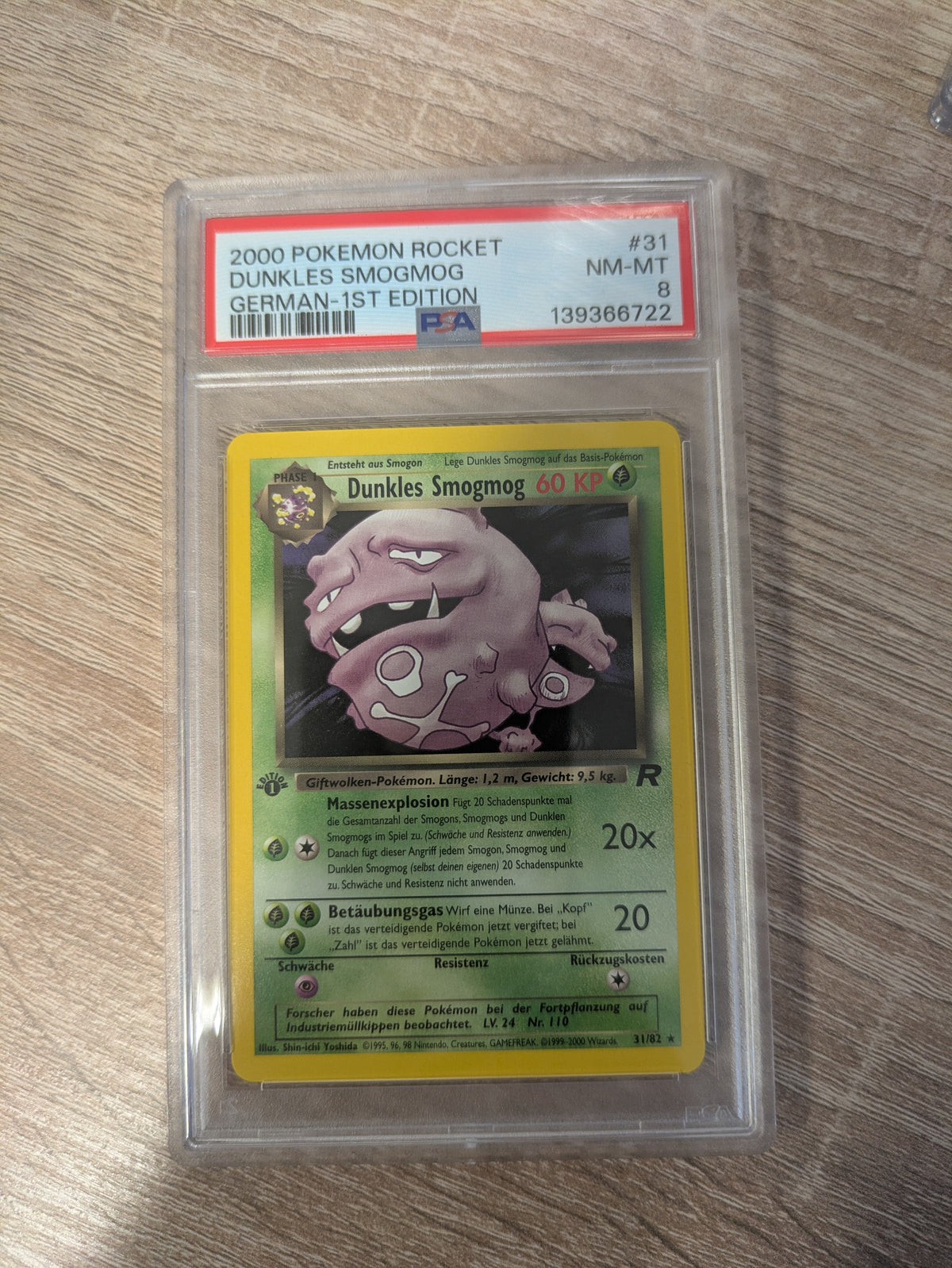 Dunkles Smogmog 1 Edition 31/82 PSA 8 - Deutsch
