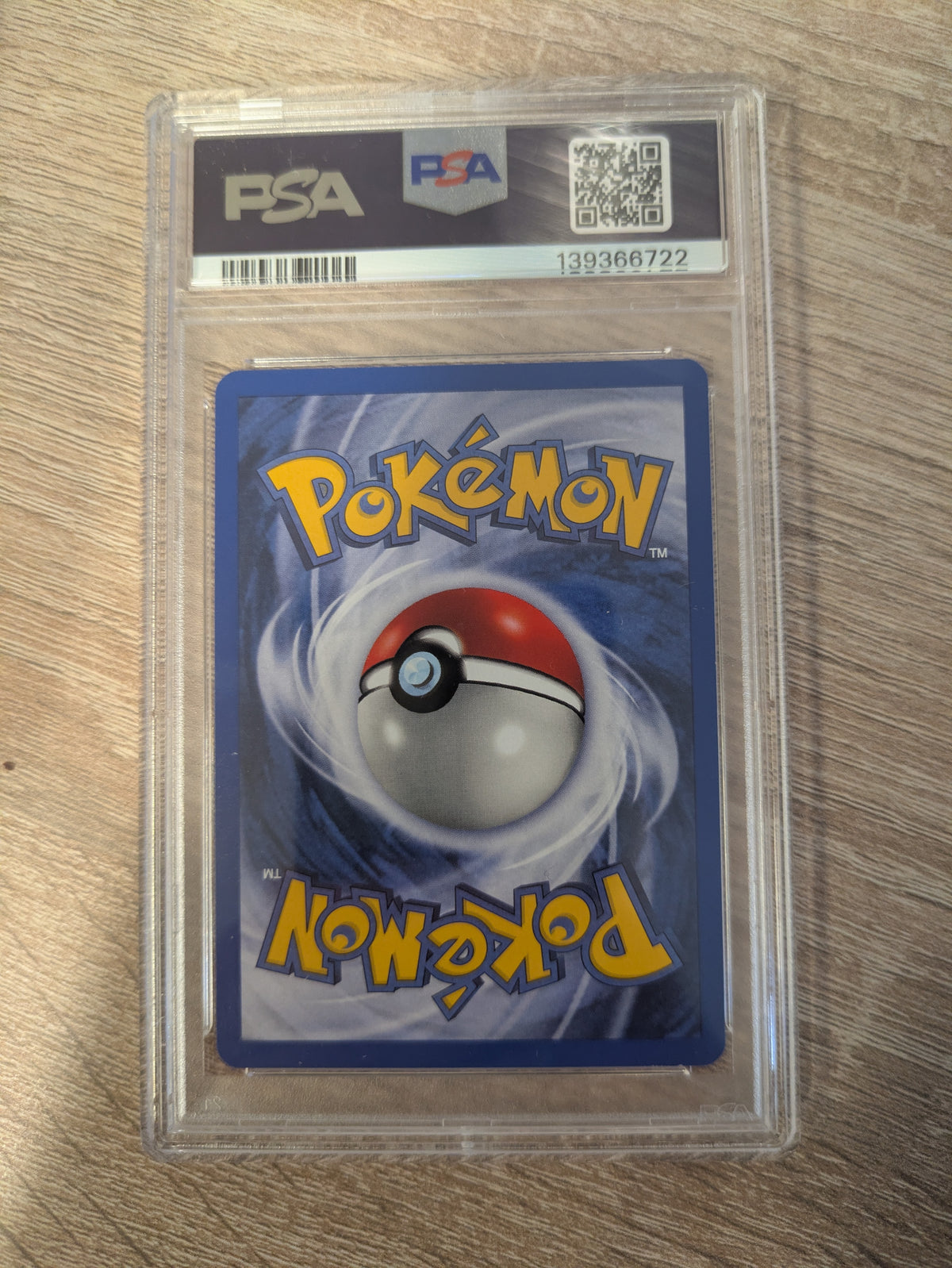 Dunkles Smogmog 1 Edition 31/82 PSA 8 - Deutsch