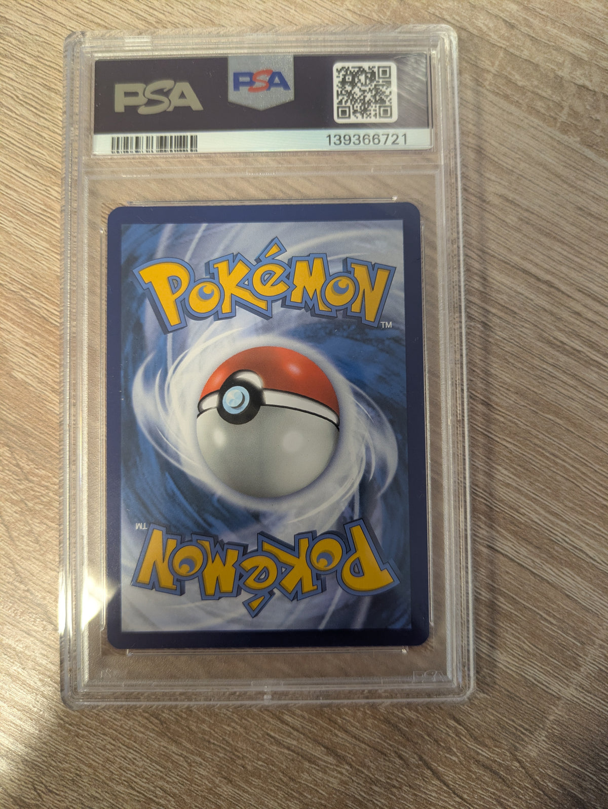 Galarian Zapdos SWSH283 PSA 7 - Englisch